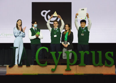 Y13 Aspire Student Wins National Leadership Award